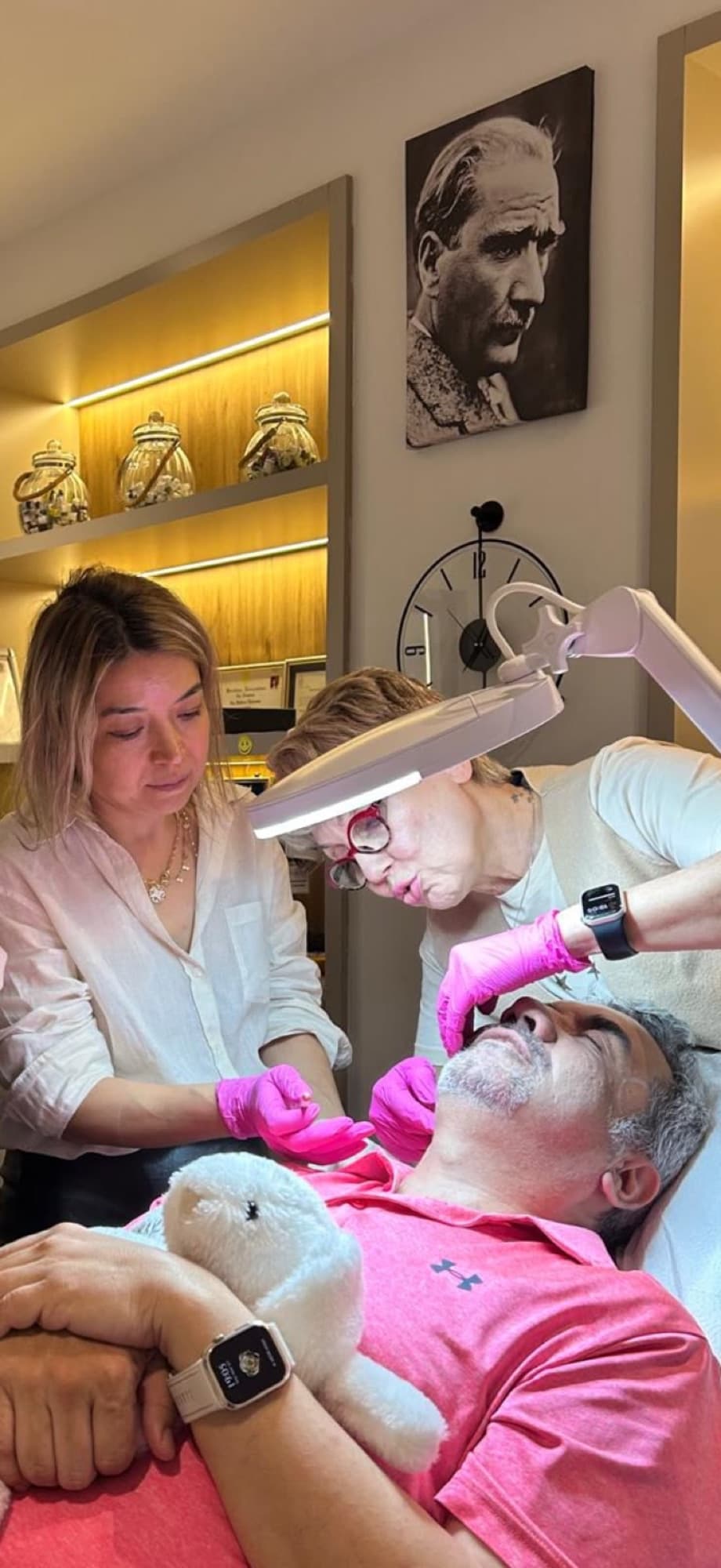 Novapol'de 4. Dönem Estetik ve Kozmetik Uygulamaları Sertifikalı Eğitim Programı Tamamlandı — 2
