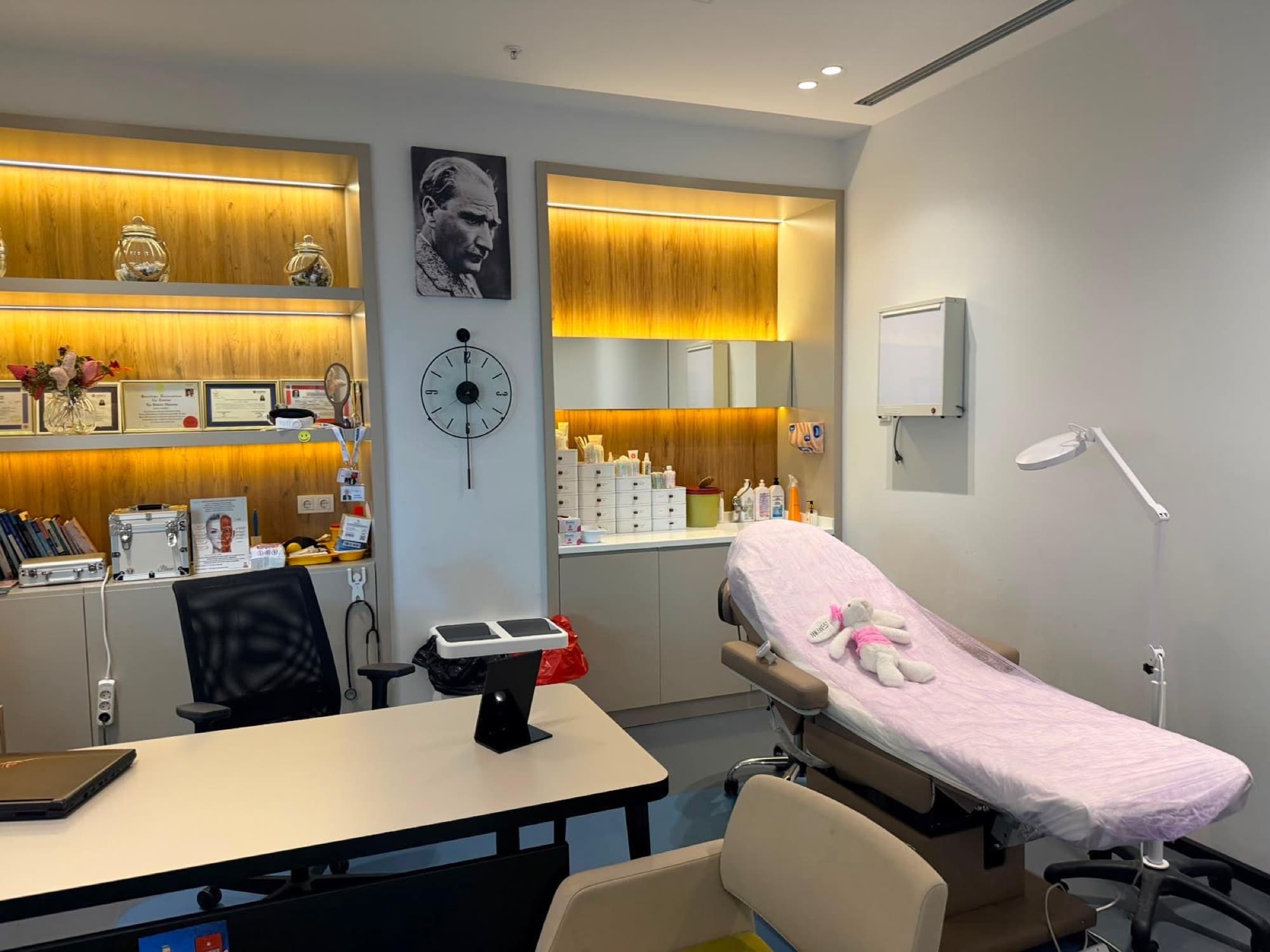 Novapol'de Gençleşme Dönemi Başladı: Cildiniz İçin 3 Adımlı Bakım — 5